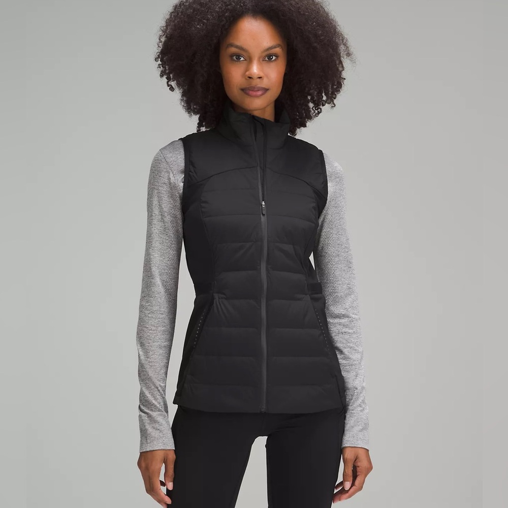 Lululemon down for it all vest / black